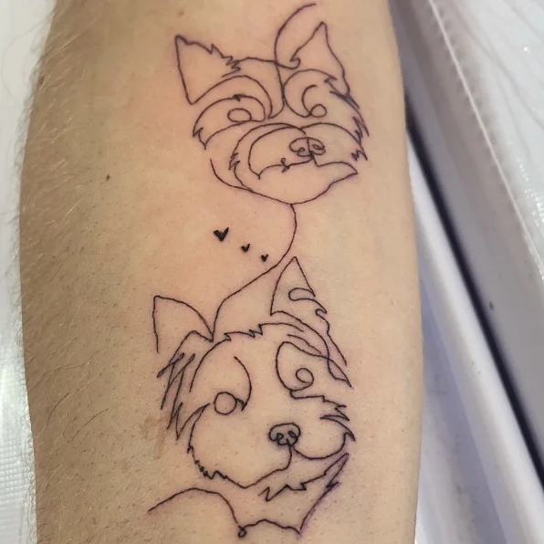 Tatuagem fineline de traço fino e delicado feita na pele